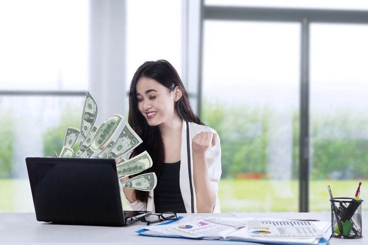 How Women Can Build Financial Independence Through Chit Funds